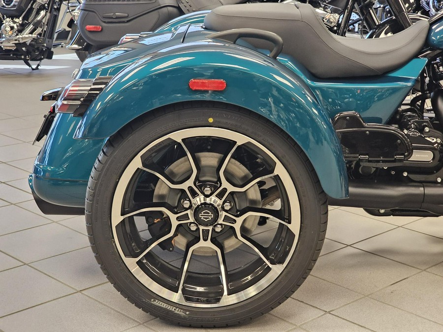 FLTRT 2026 Road Glide 3