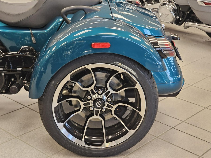 FLTRT 2026 Road Glide 3