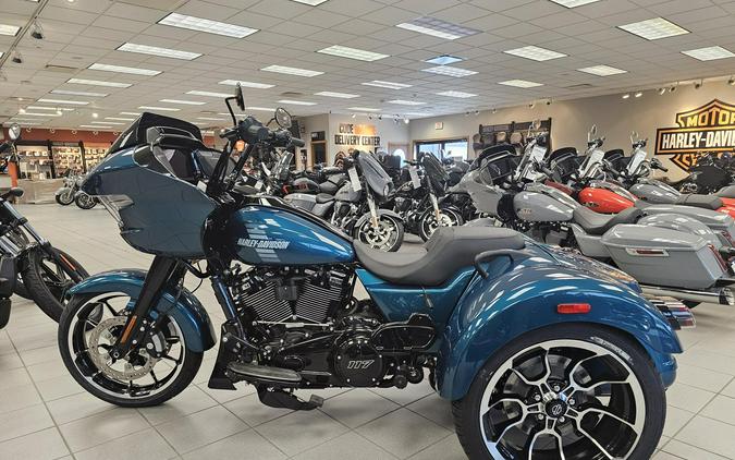 FLTRT 2026 Road Glide 3