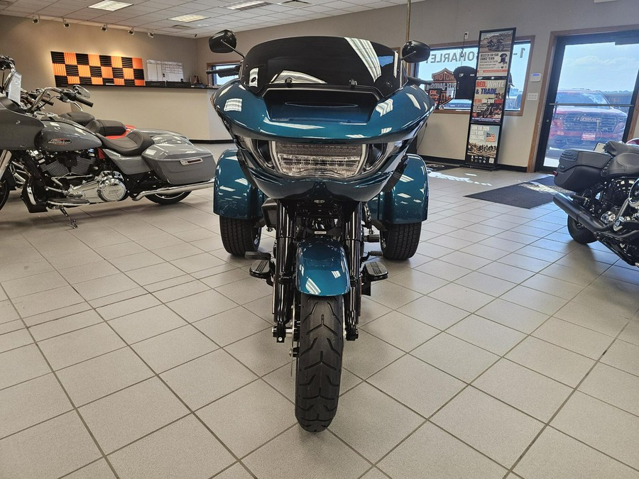 FLTRT 2026 Road Glide 3