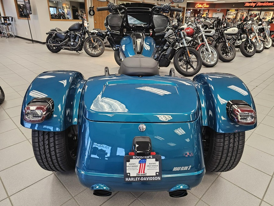 FLTRT 2026 Road Glide 3