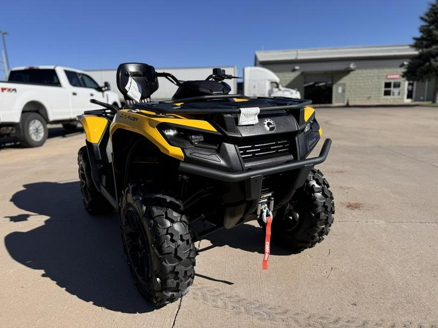 2024 Can-Am® Outlander MAX XT 700