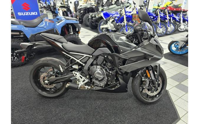 2025 GSX-S 8R - Suzuki