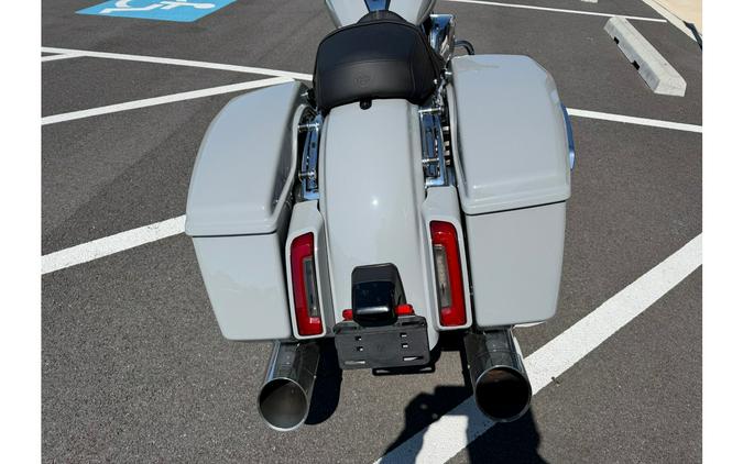2025 FLHX - Harley-Davidson®
