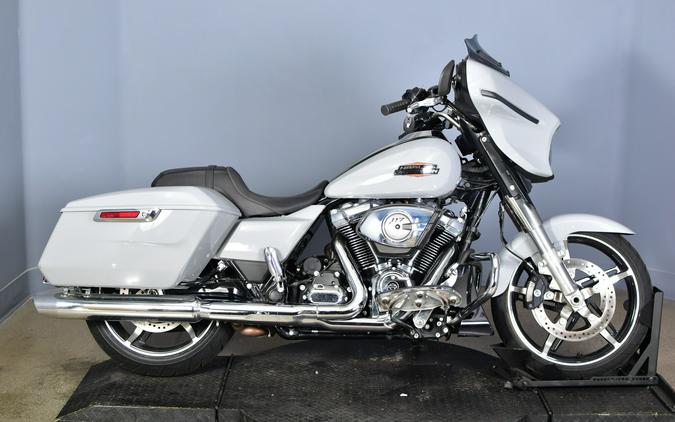 2024 Harley-Davidson Street Glide Billiard Gray