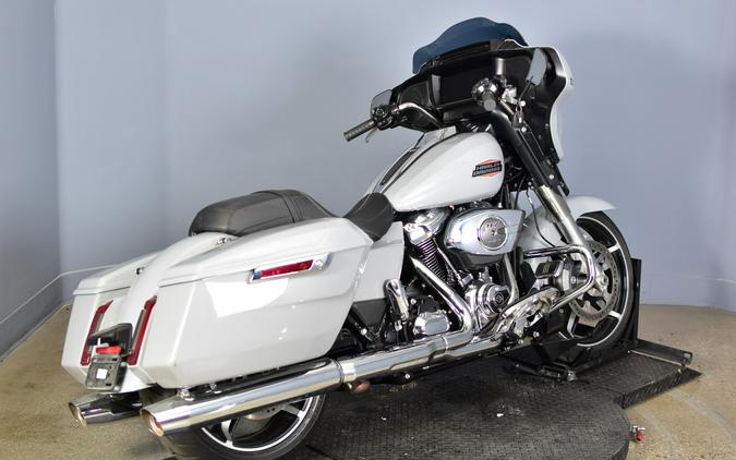 2024 Harley-Davidson Street Glide Billiard Gray