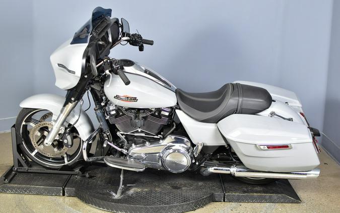 2024 Harley-Davidson Street Glide Billiard Gray