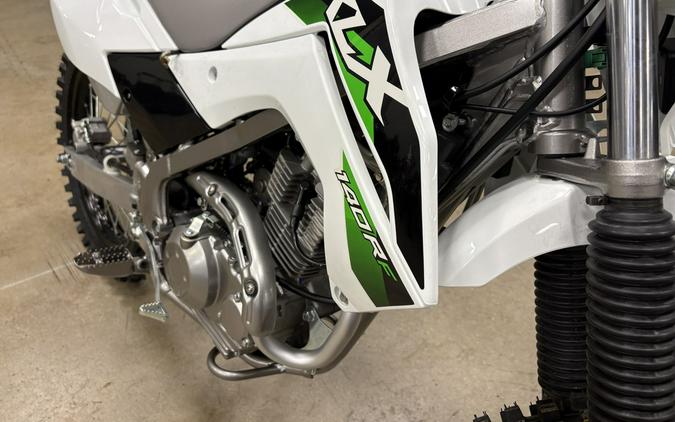 2027 Kawasaki KLX140R F