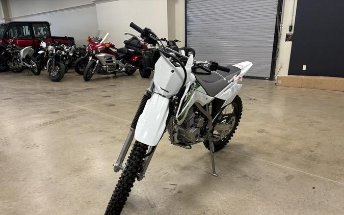 2027 Kawasaki KLX140R F