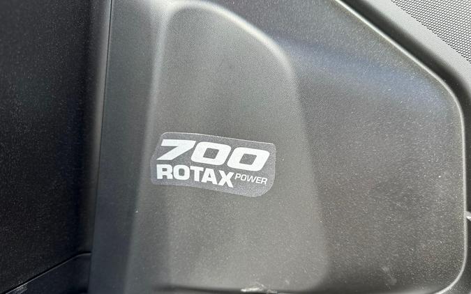 2027 Can-Am Outlander XT 700