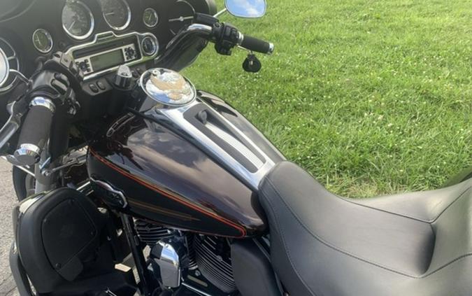 2011 Harley-Davidson® FLHTCUTG - Tri Glide® Ultra Classic®