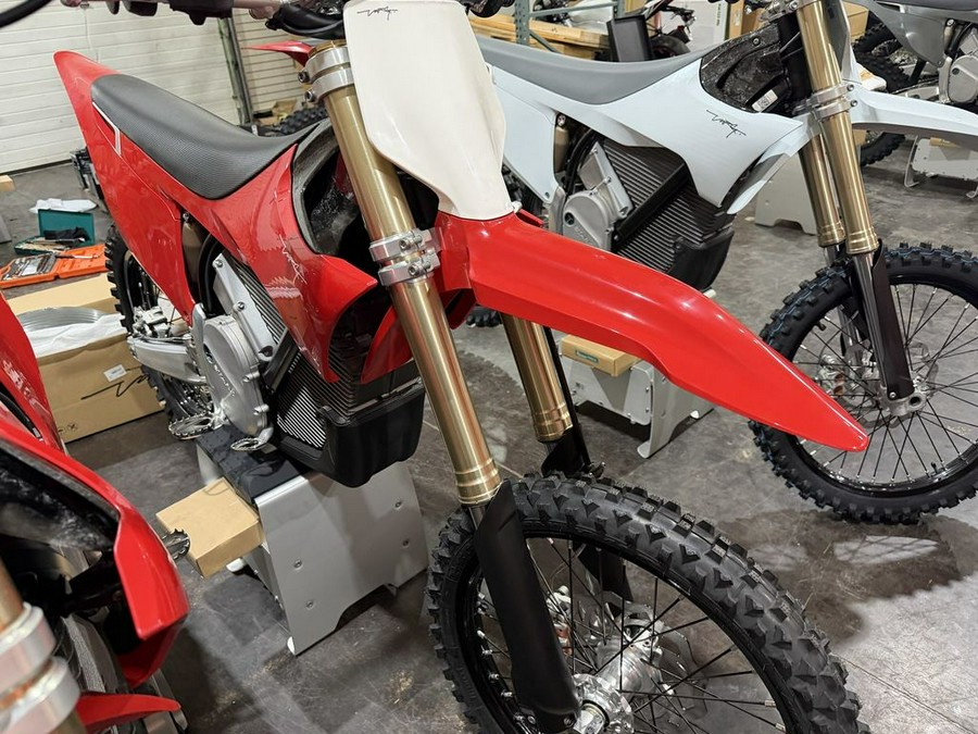 2024 Stark VARG Alpha MX 19"_80HP