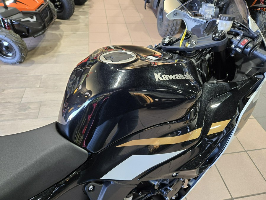 2026 KAWASAKI NINJA ZX6R ABS