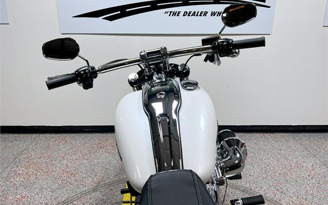 2024 Harley-Davidson Breakout FXBR White Onyx Pearl