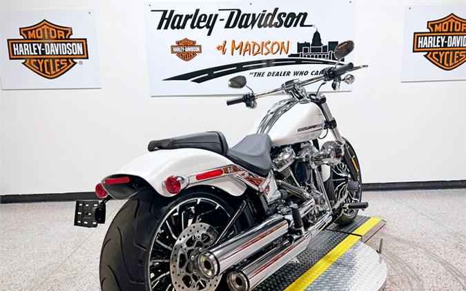 2024 Harley-Davidson Breakout FXBR White Onyx Pearl