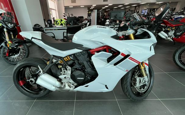 2024 Ducati SuperSport