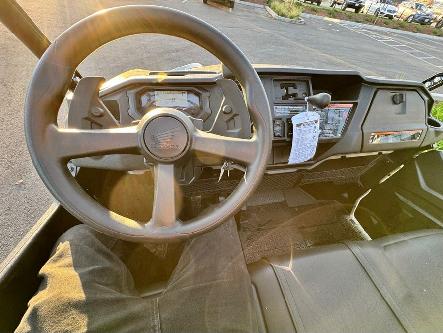 2025 Honda Pioneer 1000 Deluxe