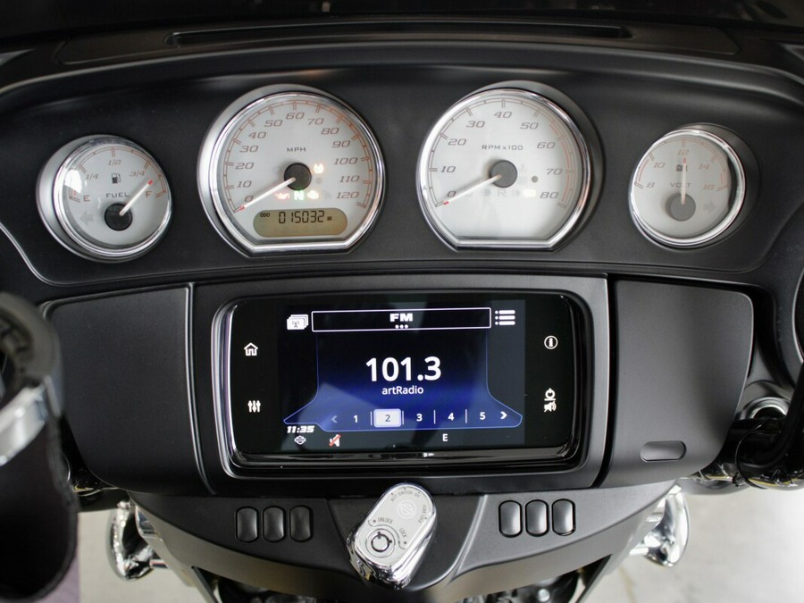 Used 2020 Harley-Davidson Street Glide Grand American Touring FLHX Motorcycle For Sale In Sunbury, OH