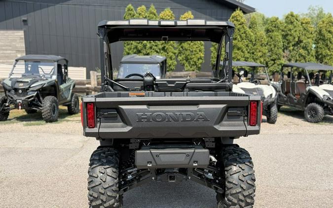 2026 Honda Pioneer 1000 Deluxe