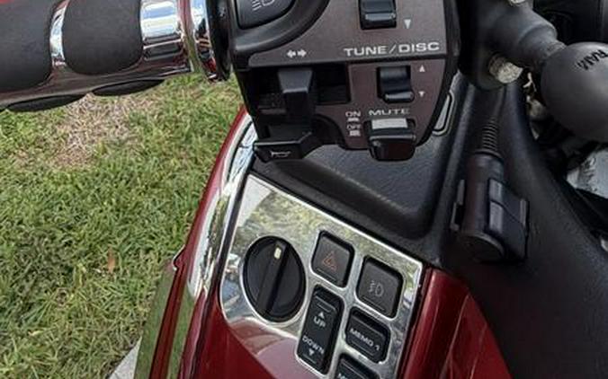 2001 Honda® GL18R1 GOLDWING TRIKE