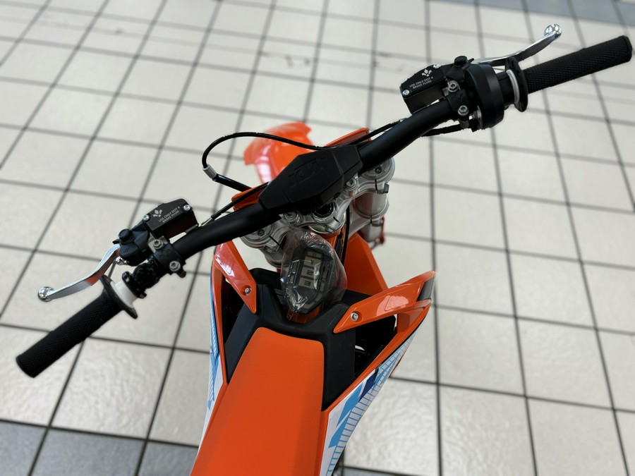 2024 KTM SX E 3