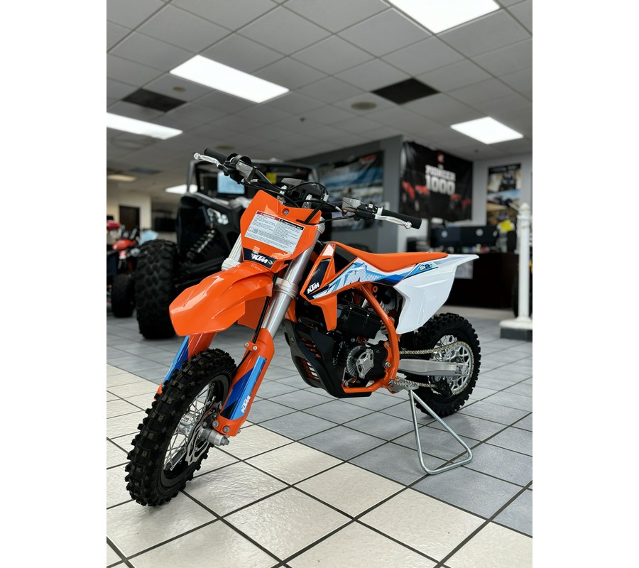 2024 KTM SX E 3