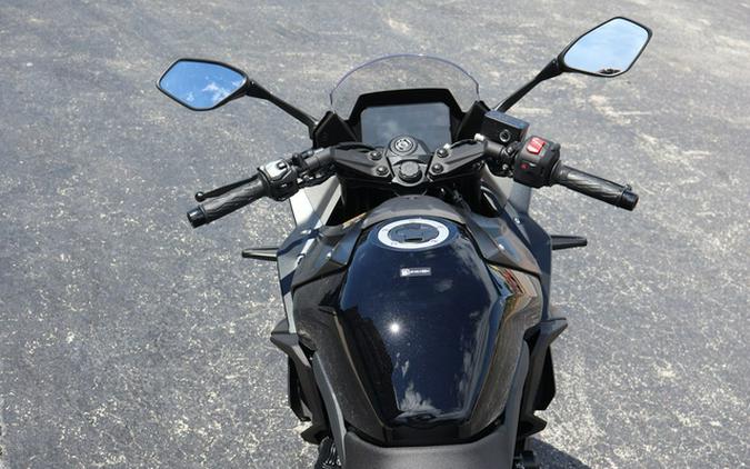 2025 Suzuki GSX-8R 8R