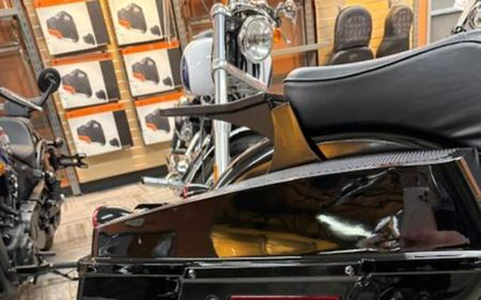 2016 Harley-Davidson® FLSS - Softail Slim® S