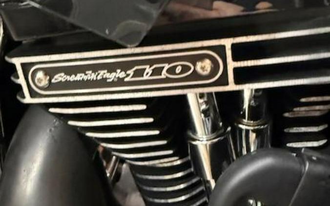 2016 Harley-Davidson® FLSS - Softail Slim® S