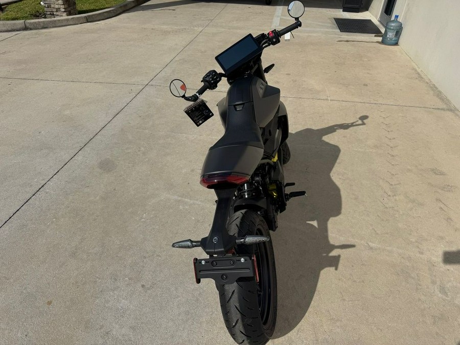 2025 Can-Am Pulse® Base