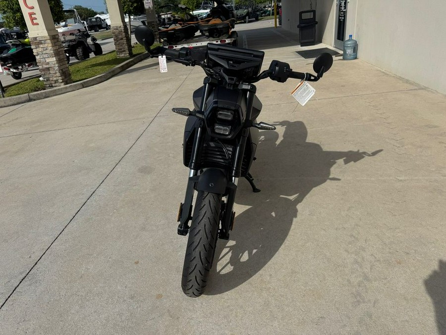 2025 Can-Am Pulse® Base