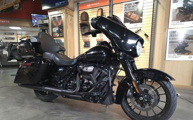 2018 Harley-Davidson Street Glide® Special