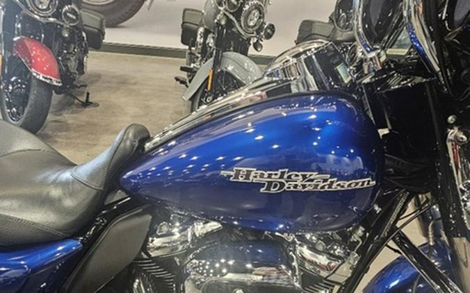 2017 Harley-Davidson Street Glide FLHXS - Special