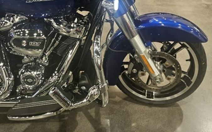 2017 Harley-Davidson Street Glide FLHXS - Special