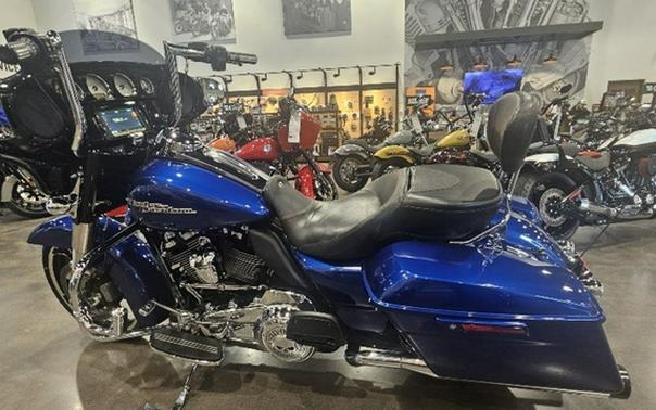 2017 Harley-Davidson Street Glide FLHXS - Special