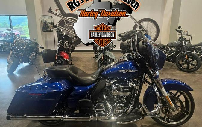 2017 Harley-Davidson Street Glide FLHXS - Special