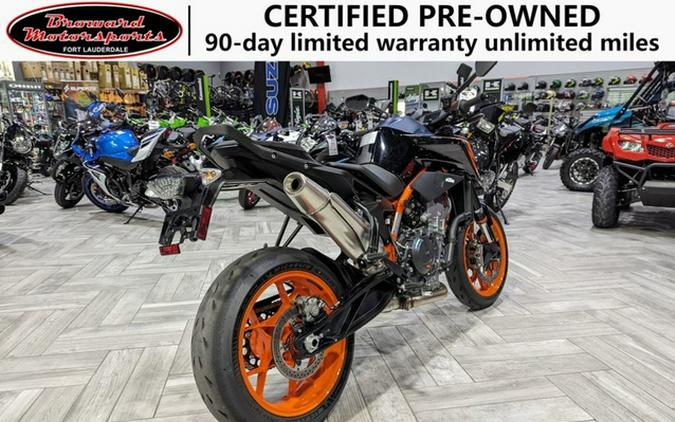 2022 KTM Duke 890 R