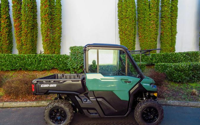 2025 Can-Am Defender DPS HD7 Compass Green