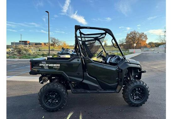2025 Honda Pioneer 1000 Deluxe