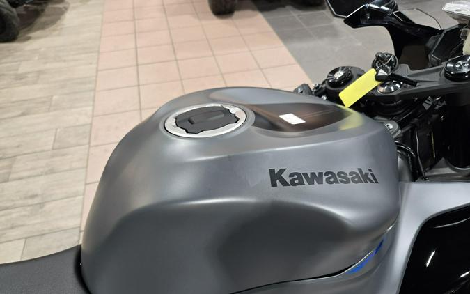 2026 KAWASAKI NINJA ZX6R ABS