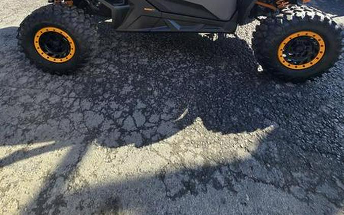 2026 Can-Am® Commander XT-P 1000R