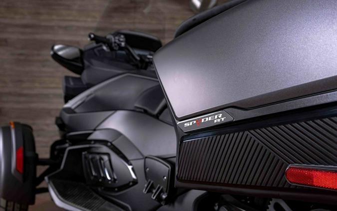 2026 Spyder RT Limited Dark - Can-Am