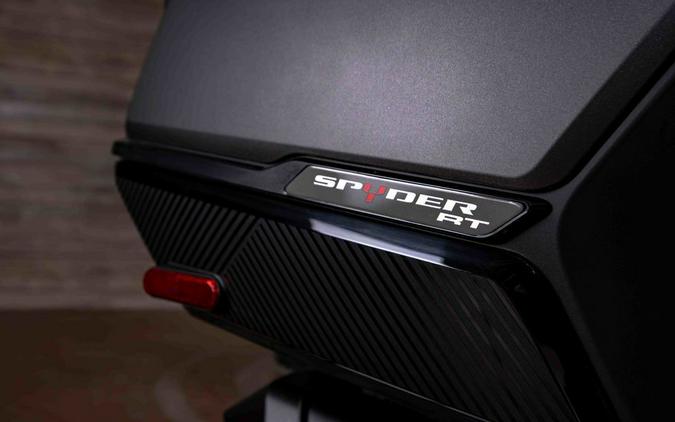 2026 Spyder RT Limited Dark - Can-Am