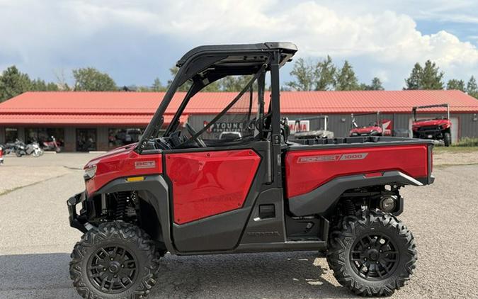 2026 Honda Pioneer 1000 Deluxe