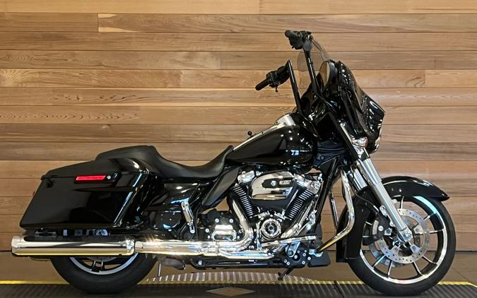 2017 Harley-Davidson Street Glide® Special