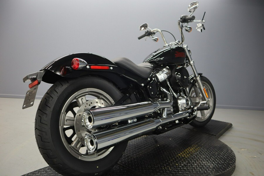 2023 Harley-Davidson Softail Standard