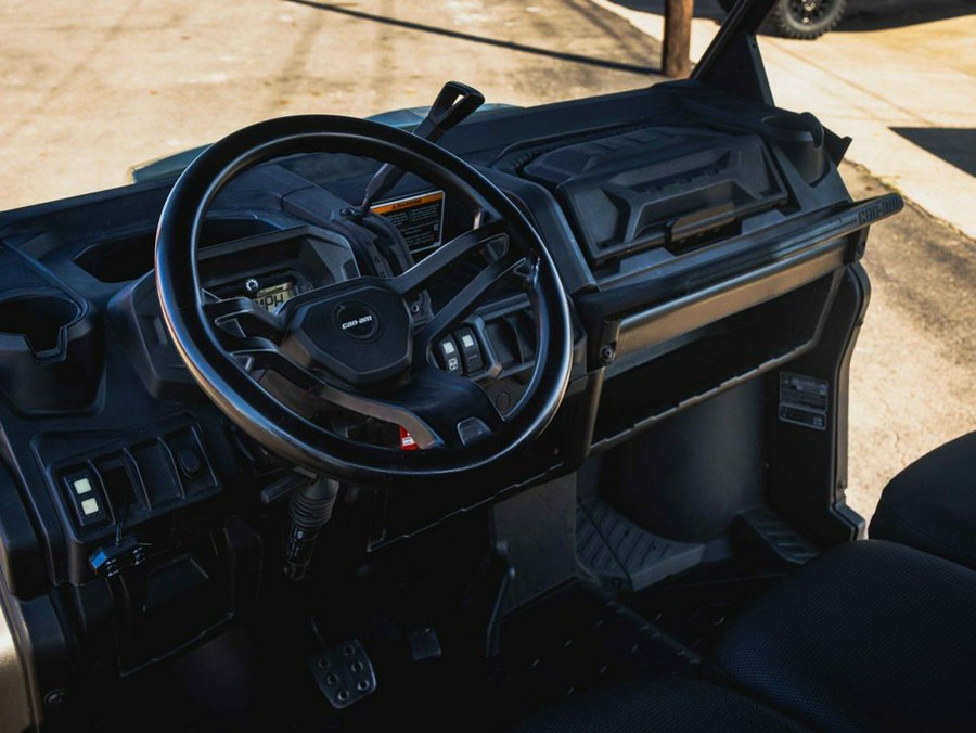 2019 Can-Am Defender MAX DPS HD8