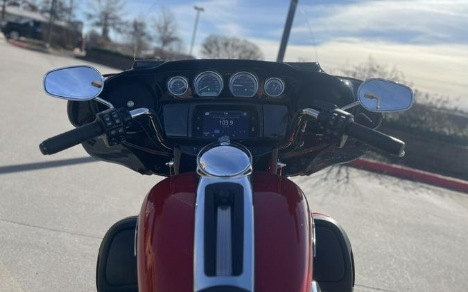 2023 Harley-Davidson® Ultra Limited FLHTK Redline Red