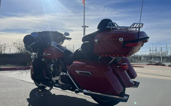 2023 Harley-Davidson® Ultra Limited FLHTK Redline Red
