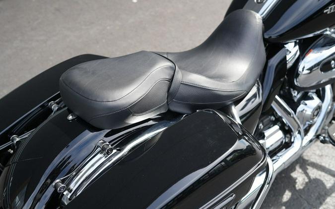 2017 Harley-Davidson FLHXS - Street Glide Special